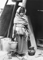 Meisje dat Water Draagt, Mexico, 1927